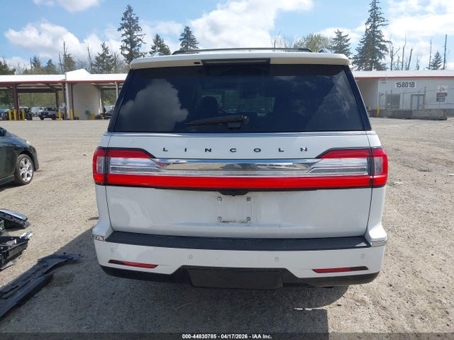 5LMJJ2TT0LEL11978 Lincoln Navigator Black Label