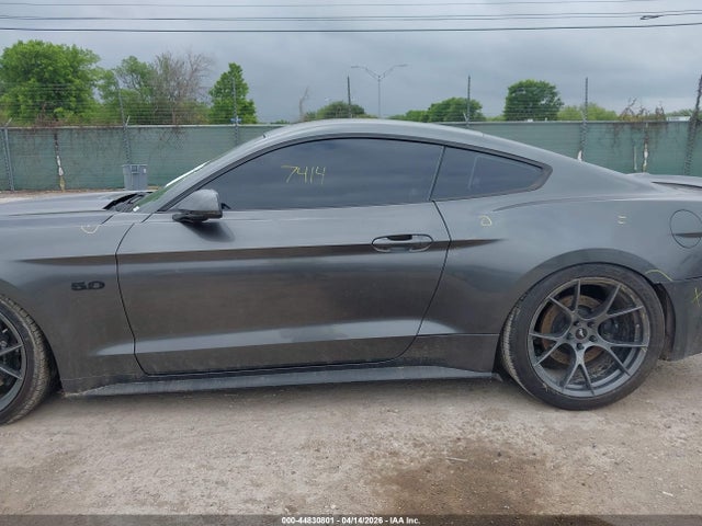 Продаж на аукціоні авто 2015 Ford Mustang Gt Premium, vin: 1FA6P8CF8F5326554, номер лоту: 44830801