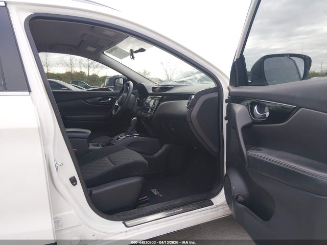 2017 NISSAN ROGUE SPORT JN1BJ1CR5HW113542 Photo 4