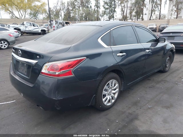 Nissan Altima 2.5 S 2015 1N4AL3APXFC271007 Image 4