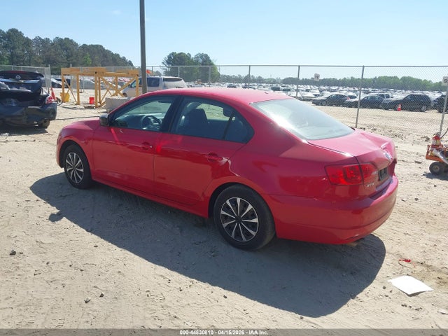 2014 Volkswagen Jetta 2.0l S მანქანა იყიდება აუქციონზე, vin: 3VW2K7AJ4EM311712, აუქციონის ნომერი: 44830810
