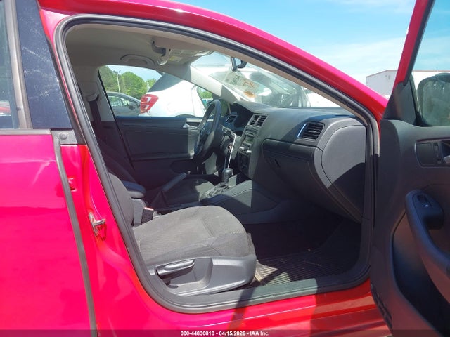 2014 Volkswagen Jetta 2.0l S მანქანა იყიდება აუქციონზე, vin: 3VW2K7AJ4EM311712, აუქციონის ნომერი: 44830810