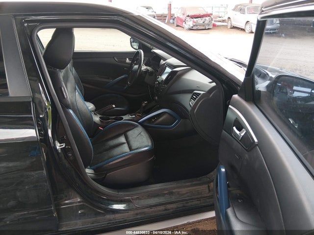 2013 Hyundai Veloster Turbo W/blue მანქანა იყიდება აუქციონზე, vin: KMHTC6AEXDU166506, აუქციონის ნომერი: 44830833