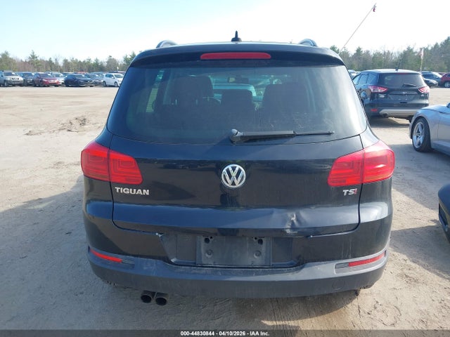 WVGBV7AXXHK000825 Volkswagen Tiguan 2.0t S