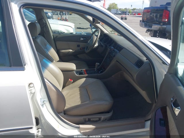 Продажа на аукционе авто 2002 Acura Rl 3.5, vin: JH4KA96552C000461, номер лота: 44830847