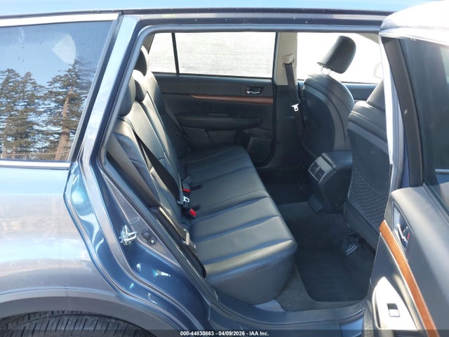 Продаж на аукціоні авто 2014 Subaru Outback 2.5i Limited, vin: 4S4BRBLC0E3286725, номер лоту: 44830863
