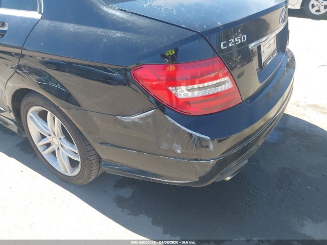 Продажа на аукционе авто 2014 Mercedes-benz C 250 Sport, vin: WDDGF4HB2EG200523, номер лота: 44830869