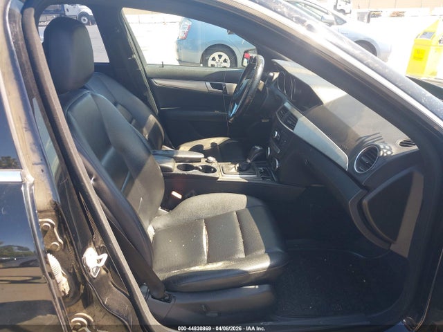 2014 MERCEDES-BENZ C 250 WDDGF4HB2EG200523 Photo 4