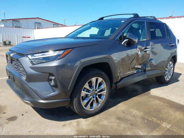 Toyota Rav4 Limited 2025 2T3N1RFV1SW566953 Image 2