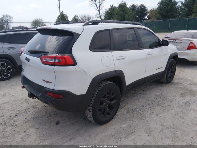 2014 Jeep Cherokee Trailhawk მანქანა იყიდება აუქციონზე, vin: 1C4PJMBS0EW250697, აუქციონის ნომერი: 44830877