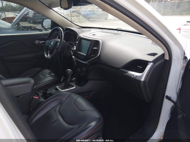 2014 Jeep Cherokee Trailhawk მანქანა იყიდება აუქციონზე, vin: 1C4PJMBS0EW250697, აუქციონის ნომერი: 44830877
