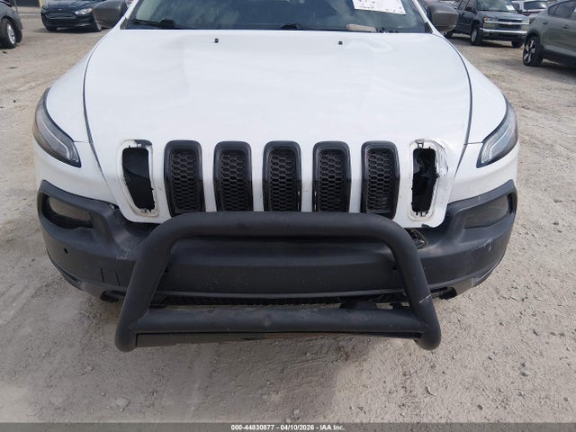 2014 Jeep Cherokee Trailhawk მანქანა იყიდება აუქციონზე, vin: 1C4PJMBS0EW250697, აუქციონის ნომერი: 44830877