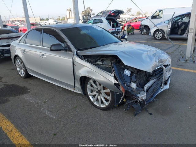 2014 Audi A4 2.0t Premium მანქანა იყიდება აუქციონზე, vin: WAUAFAFL3EA075039, აუქციონის ნომერი: 44830884