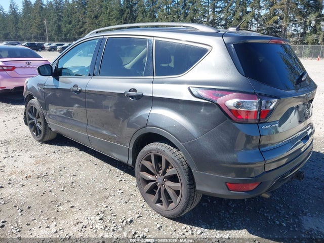 Ford Escape Titanium 2017 1FMCU9J95HUB66971 Image 3