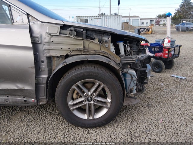 5NMZTDLB3JH062772 Hyundai Santa Fe Sport 2.4l