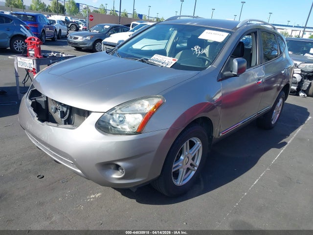 JN8AS5MT6FW654947 Nissan Rogue Select S