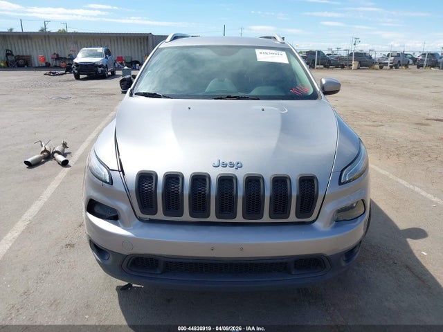 1C4PJLCSXFW566540 Jeep Cherokee Latitude