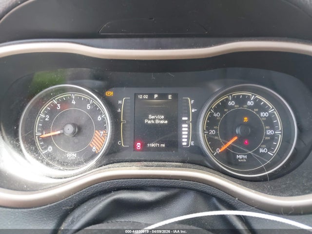 1C4PJLCSXFW566540 Jeep Cherokee Latitude