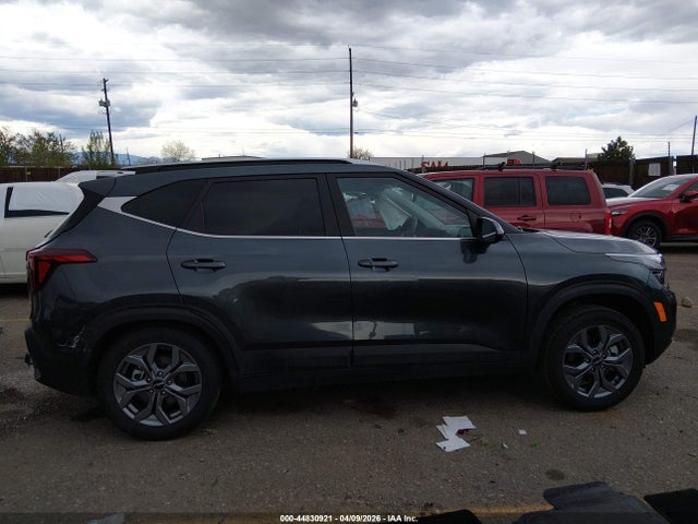 44830921 :رقم المزاد ، KNDEUCAA8R7488105 vin ، 2024 Kia Seltos S مزاد بيع