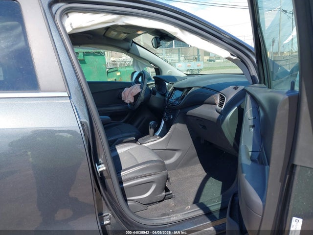Продажа на аукционе авто 2018 Chevrolet Trax Lt, vin: KL7CJPSB2JB647679, номер лота: 44830942