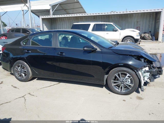 Aukcja sprzedaży 2023 Kia Forte Lxs, vin: 3KPF24ADXPE558582, numer aukcji: 44830950