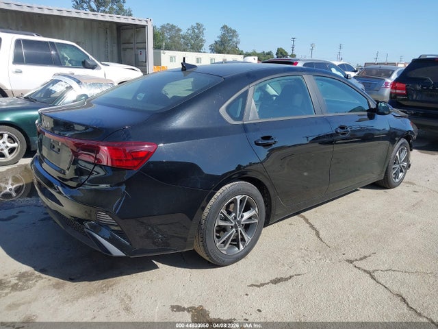 Aukcja sprzedaży 2023 Kia Forte Lxs, vin: 3KPF24ADXPE558582, numer aukcji: 44830950