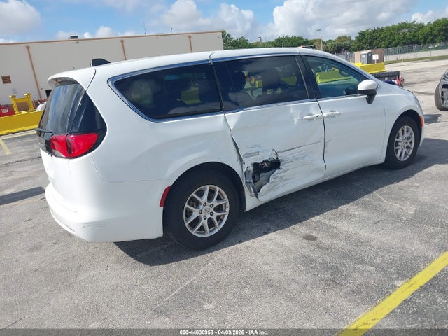 44830959 :رقم المزاد ، 2C4RC1CG2PR625562 vin ، 2023 Chrysler Voyager Lx مزاد بيع