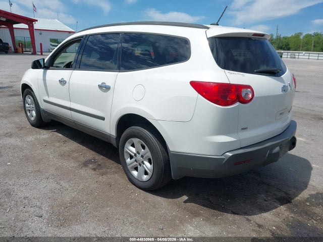 2012 CHEVROLET TRAVERSE 1GNKVFED4CJ225231 Photo 2