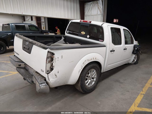 1N6AD0ER0JN700991 Nissan Frontier Sv