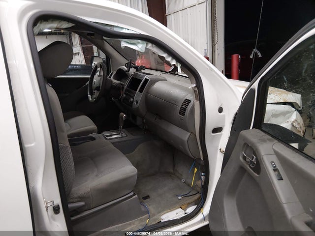 1N6AD0ER0JN700991 Nissan Frontier Sv
