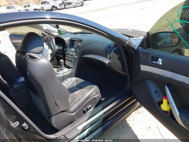 2015 Infiniti Q60 მანქანა იყიდება აუქციონზე, vin: JN1CV6EL6FM890951, აუქციონის ნომერი: 44830981