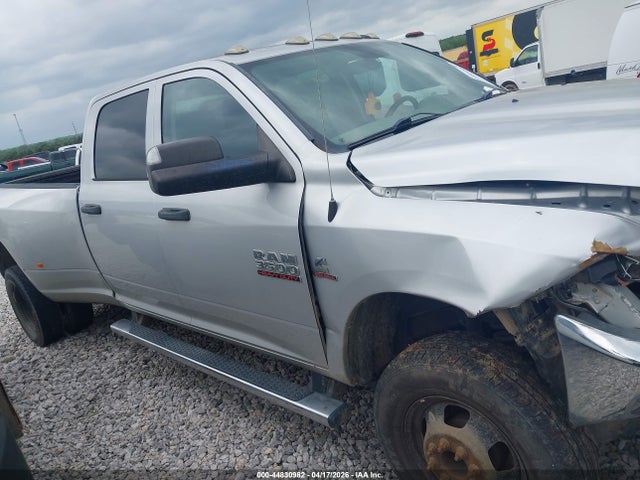 44830982 :رقم المزاد ، 3C63RRGL9HG730155 vin ، 2017 Ram 3500 Tradesman  4x4 8' Box مزاد بيع