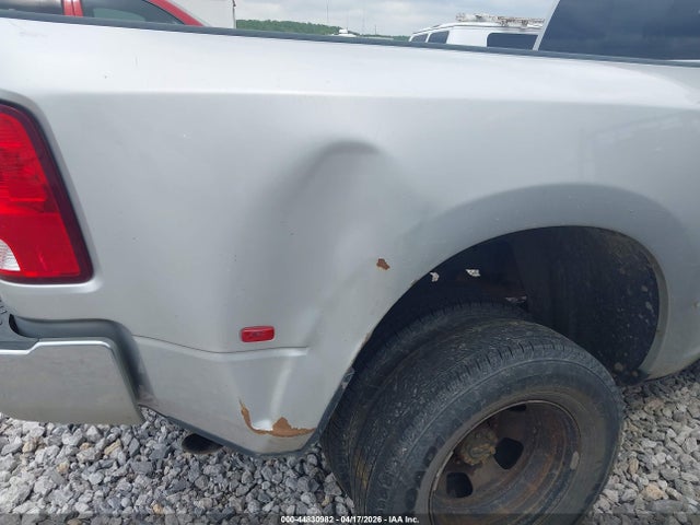 44830982 :رقم المزاد ، 3C63RRGL9HG730155 vin ، 2017 Ram 3500 Tradesman  4x4 8' Box مزاد بيع