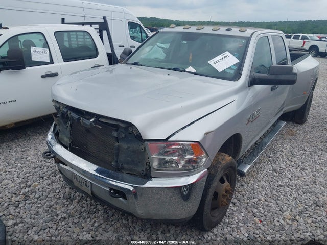 44830982 :رقم المزاد ، 3C63RRGL9HG730155 vin ، 2017 Ram 3500 Tradesman  4x4 8' Box مزاد بيع
