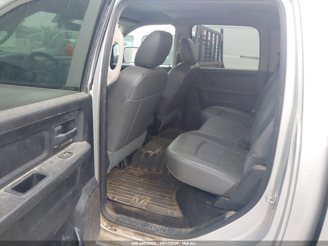 44830982 :رقم المزاد ، 3C63RRGL9HG730155 vin ، 2017 Ram 3500 Tradesman  4x4 8' Box مزاد بيع