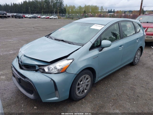 JTDZN3EU0GJ045322 Toyota Prius V Three