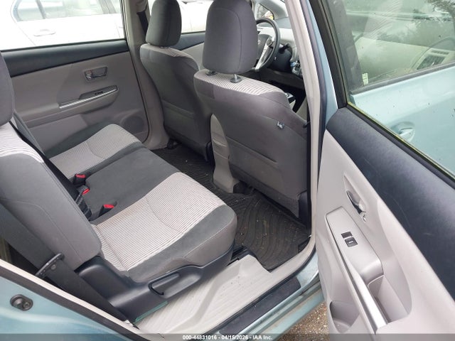 JTDZN3EU0GJ045322 Toyota Prius V Three