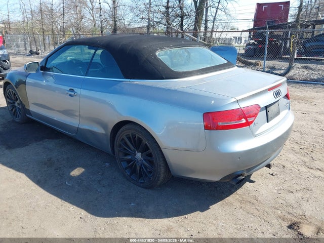 Продаж на аукціоні авто 2011 Audi A5 2.0t Premium, vin: WAUVFAFH8BN009734, номер лоту: 44831020