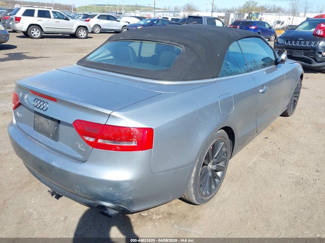 Продаж на аукціоні авто 2011 Audi A5 2.0t Premium, vin: WAUVFAFH8BN009734, номер лоту: 44831020