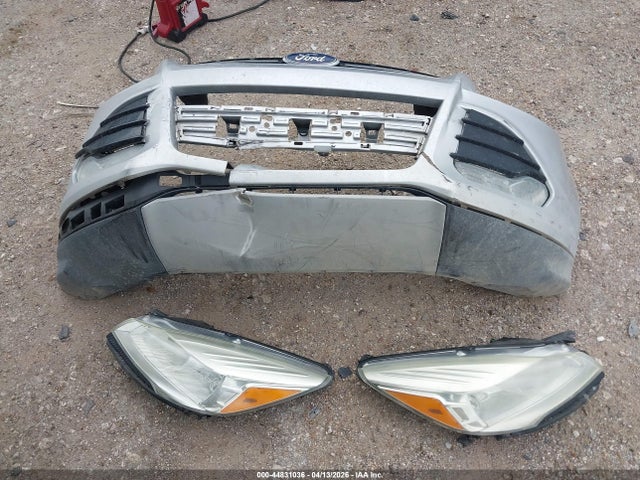 Продажа на аукционе авто 2016 Ford Escape Titanium, vin: 1FMCU0JX9GUB43900, номер лота: 44831036