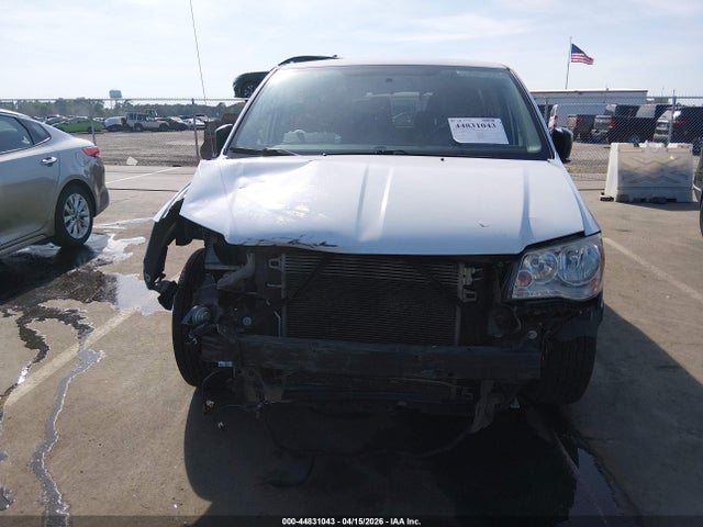 Продажа на аукционе авто 2017 Dodge Grand Caravan Se, vin: 2C4RDGBGXHR728165, номер лота: 44831043