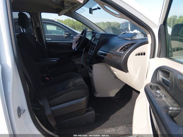 Продажа на аукционе авто 2017 Dodge Grand Caravan Se, vin: 2C4RDGBGXHR728165, номер лота: 44831043