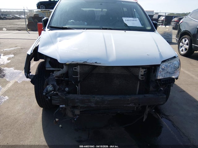 Продажа на аукционе авто 2017 Dodge Grand Caravan Se, vin: 2C4RDGBGXHR728165, номер лота: 44831043