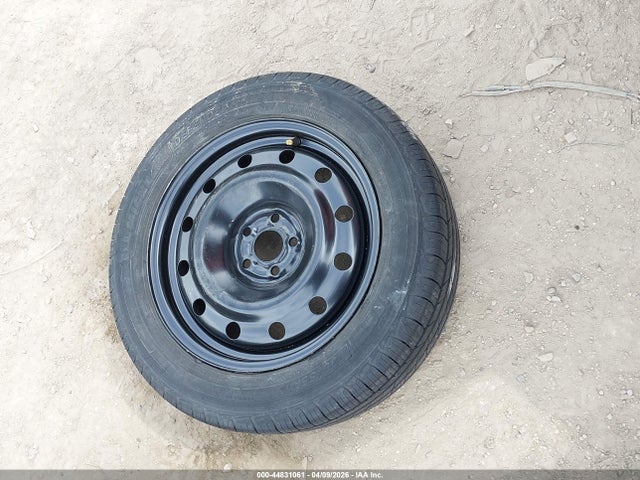 5YFBURHE9GP411172 Toyota Corolla Le Plus