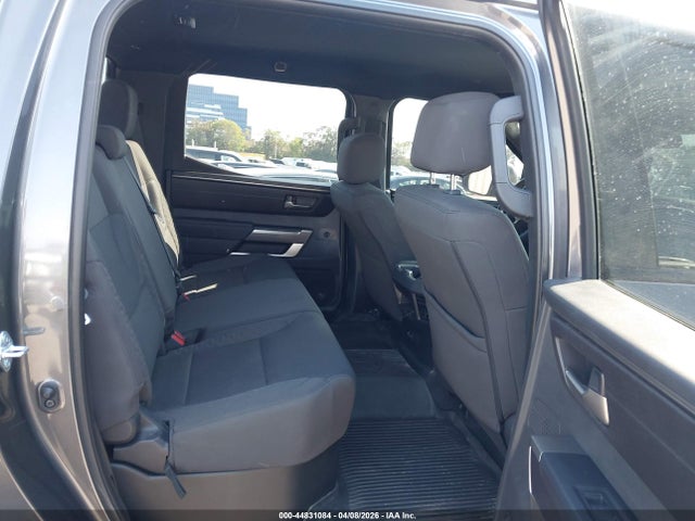Toyota Tundra Sr5 2025 5TFLA5DB8SX302410 Image 8