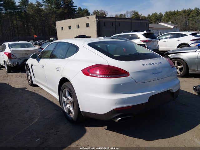 2014 PORSCHE PANAMERA WP0AA2A74EL013879 Photo 2