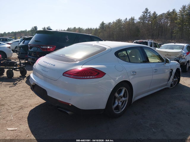 2014 PORSCHE PANAMERA WP0AA2A74EL013879 Photo 3
