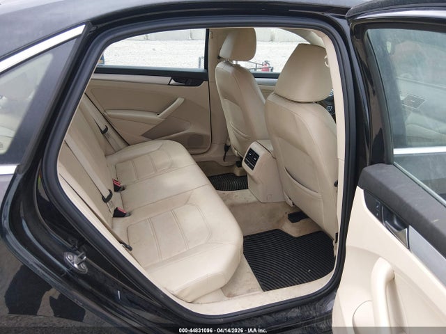 44831096 :رقم المزاد ، 1VWBP7A36DC126158 vin ، 2013 Volkswagen Passat 2.5l Se مزاد بيع