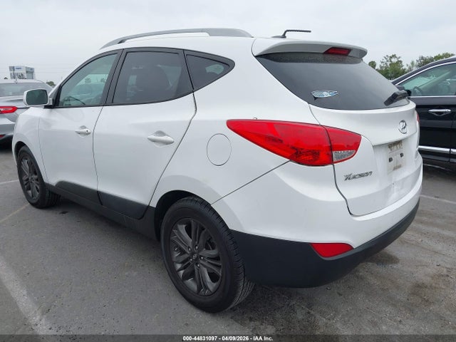 KM8JU3AG9EU807652 Hyundai TUCSON SE