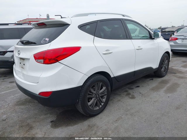 KM8JU3AG9EU807652 Hyundai TUCSON SE